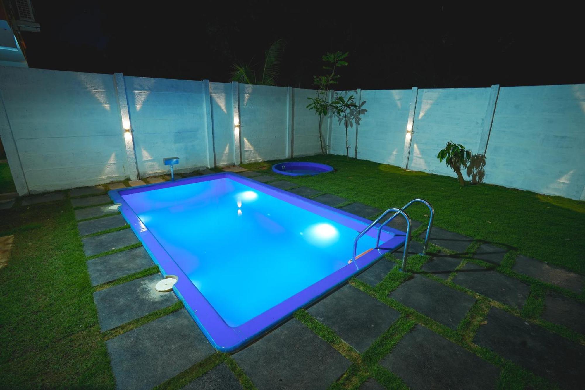 Auro Wellness Castle Ξενοδοχείο Ποντισερί Εξωτερικό φωτογραφία