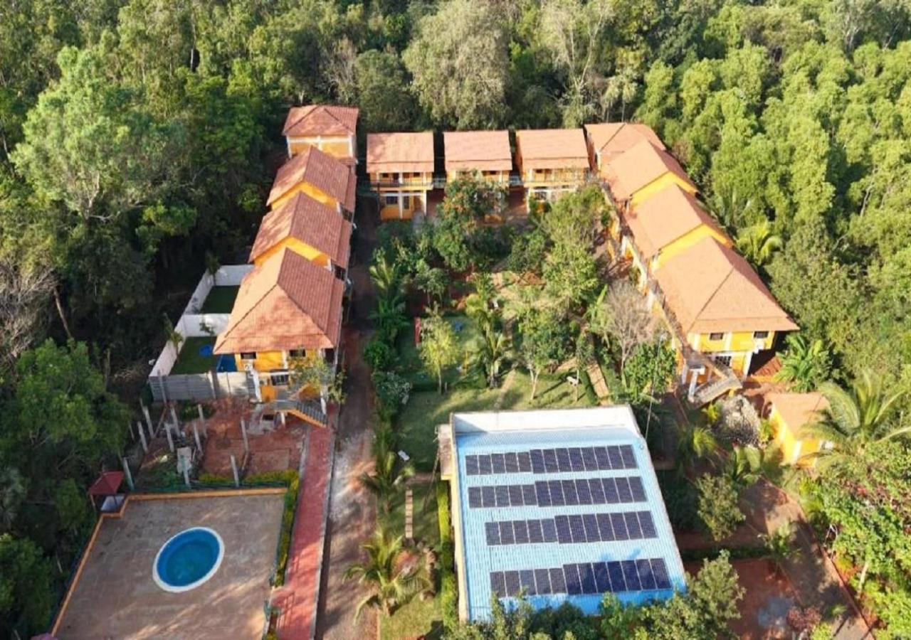 Auro Wellness Castle Ξενοδοχείο Ποντισερί Εξωτερικό φωτογραφία