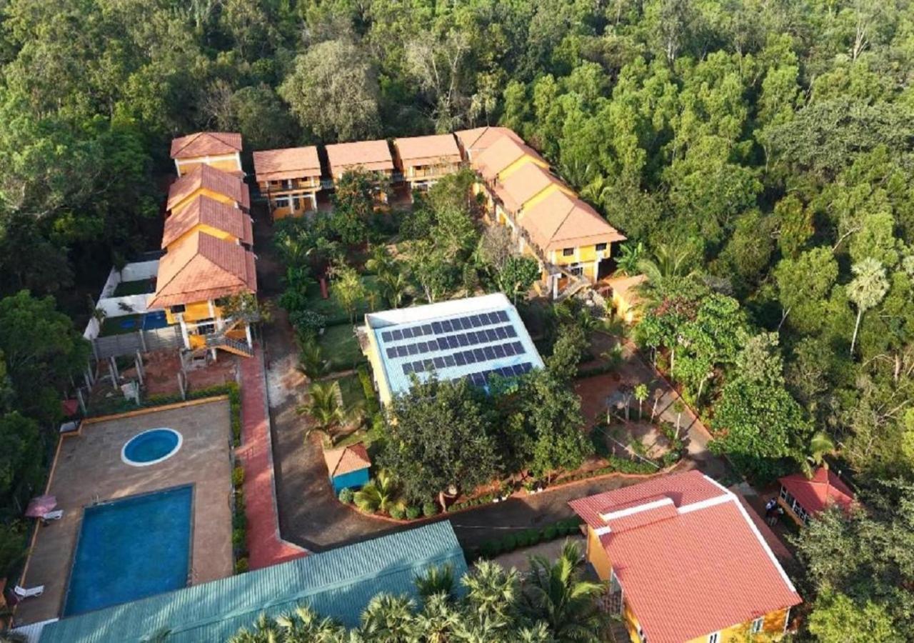 Auro Wellness Castle Ξενοδοχείο Ποντισερί Εξωτερικό φωτογραφία